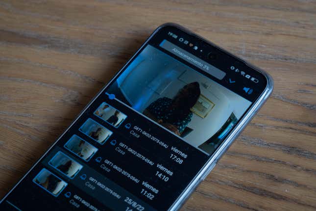 Imagen para el artículo titulado Blink Video Doorbell: una buena opción si buscas un timbre inteligente barato (y te dejan instalarlo)