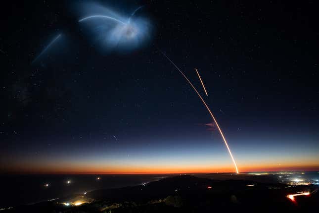 A long exposure showing the rocket’s entire trajectory.