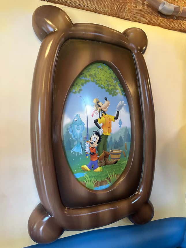 Image for article titled Disney’s Unsolved Mystery: Who Is Max Goof’s Mom?