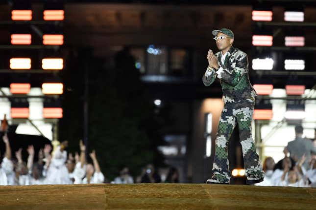 Image for article titled Zendaya, Rihanna, &amp; Beyoncé All Showed Up for Pharrell&#39;s &#39;LoVe&#39;-Inspired Louis Vuitton Debut