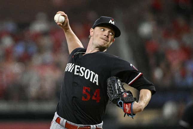 Aug 3, 2023; St. Louis, Missouri, USA;  Minnesota Twins starting pitcher Sonny Gray (54) pitches against the St. Louis Cardinals during the seventh inning at Busch Stadium.