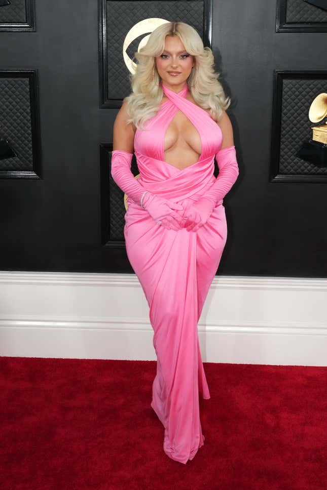 Image for article titled 2023 Grammys Red Carpet: Music&#39;s Biggest Stars Go for Bold