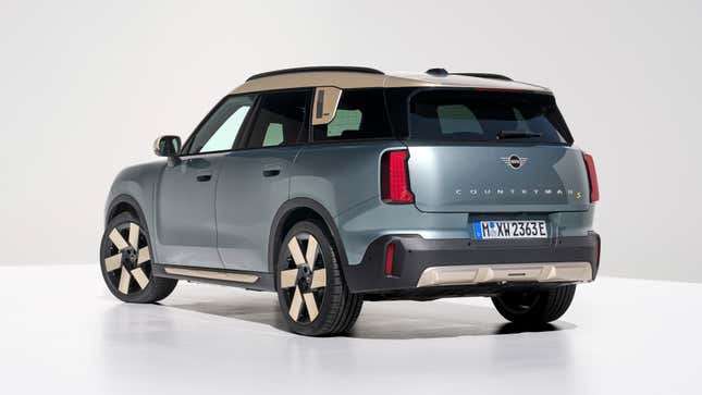 Image for article titled The Electric Mini Countryman Will Produce Over 300 HP