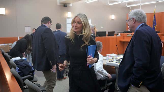Gwyneth Paltrow in the role of defendant 