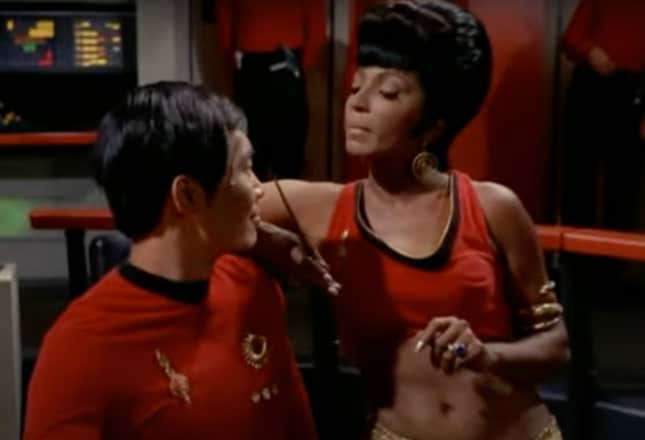 Image for article titled The 10 Best Original Star Trek Episodes for Fans of 'Brave New Worlds'