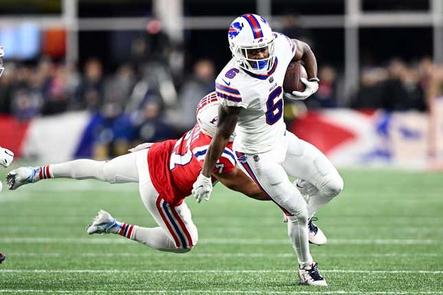 Bills release WR Isaiah McKenzie