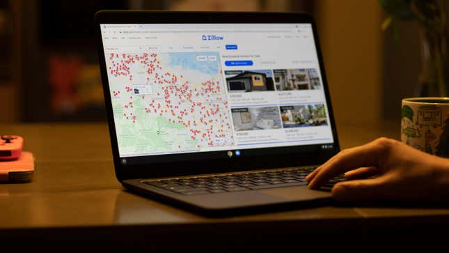 Image for article titled How to Use Zillow&#39;s New Side-by-Side Tool to Compare Houses