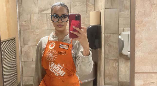 Image for article titled Stop Using Viral &quot;Pretty Home Depot Girl&quot; To Criticize OnlyFans Women