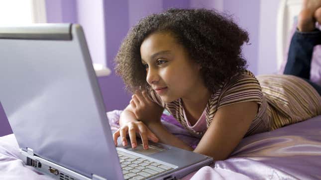 Image for article titled Why You Should Take Online Personality Quizzes With Your Tween