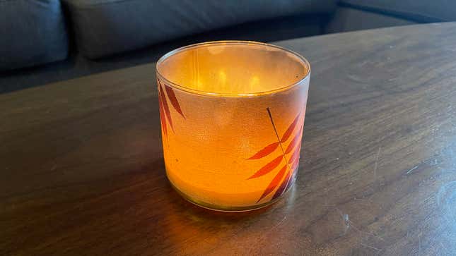 Image for article titled Nation Doesn’t Have Anything Left To Enjoy Once Scented Candle Burns Out