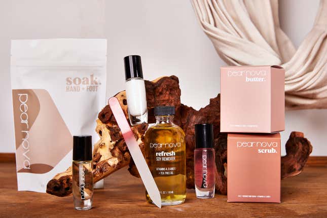 Image for article titled This Last-Minute Valentine's Day Gift Guide Is for the Lover In You (and Them, Too)
