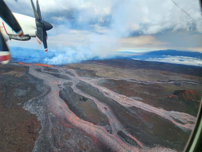 An aerial shot of a fissure and lava flows on Mauna Loa on November 28, 2022.