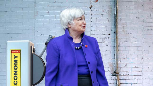 Image for article titled Inflation Jumps 7.5% Before Janet Yellen Realizes She Leaning Against ‘Turbo’ Lever