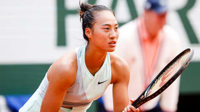 Image for article titled Chinese Teen Knocked Out of French Open Due to Bad Period Cramps: &#39;I Wish I Can Be a Man&#39;