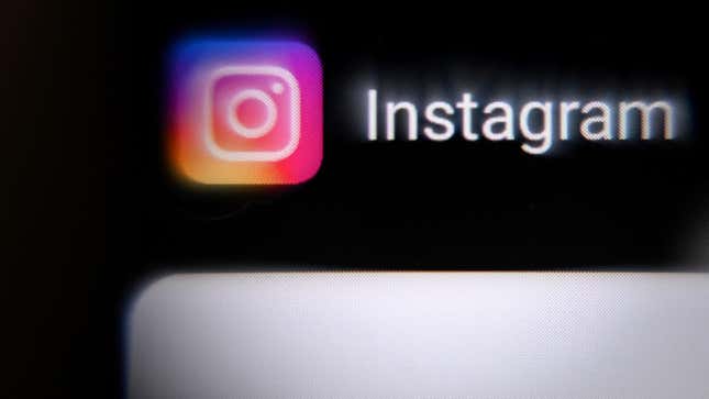 Image for article titled Instagram Confirms &#39;Issues&#39; as Users Report Arbitrary Account Suspensions, Follower Drops