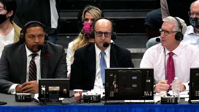 Jeff Van Gundy (center) is not having it.