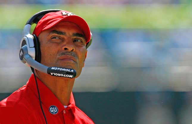 Image for article titled Deadspin takes a look at every Black coach that’s been hired in the NFL since 2000 and how they fared