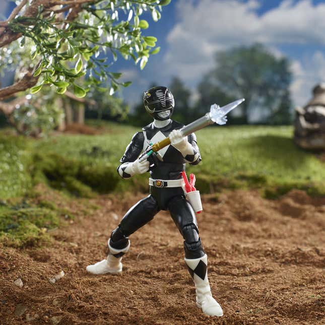 Image for article titled Get a Look at 2 More Power Rangers Joining Hasbro's Lightning Collection