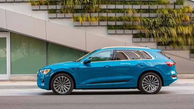 Image for article titled The Refreshed 2023 Audi E-Tron May Actually Be Worth Buying: Report