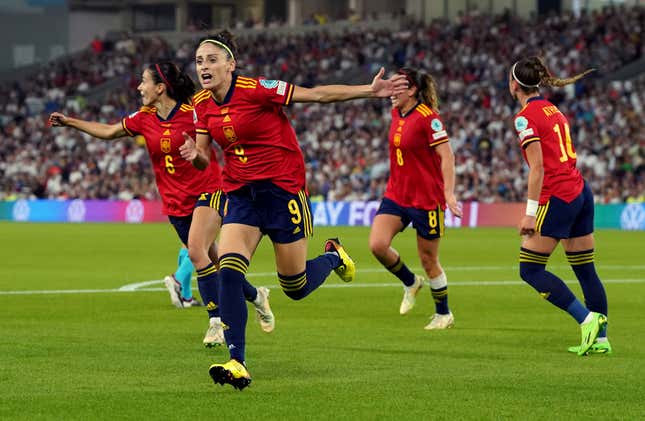Spain’s World Cup champs have shown a grace the men running the country’s soccer program could learn from.Photo: AP (AP)