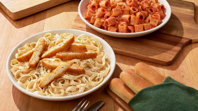 Image for article titled Olive Garden’s Never Ending Pasta Bowl Is Back, But Not Forever