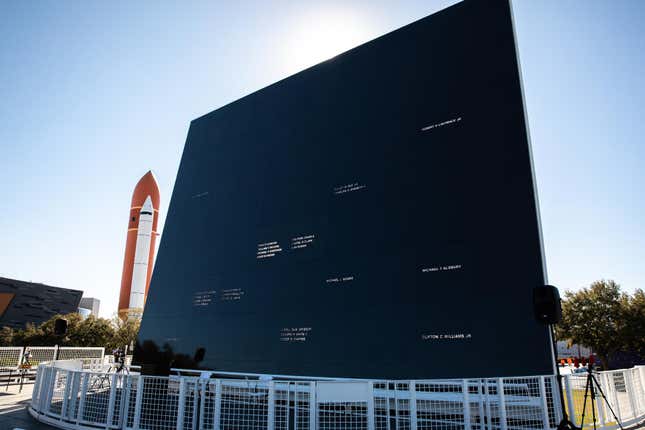 Image for article titled Space Business: More Martians