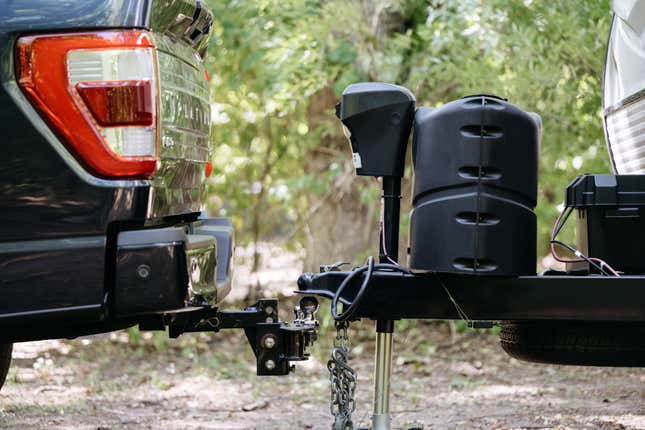 Image for article titled Ford F-150 Gets Artificial Intelligence to Automatically Hitch Up Your Trailer