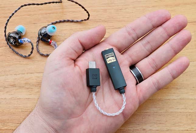 iFi Go Link: análisis de un conector y dac Hi-Fi para auriculares