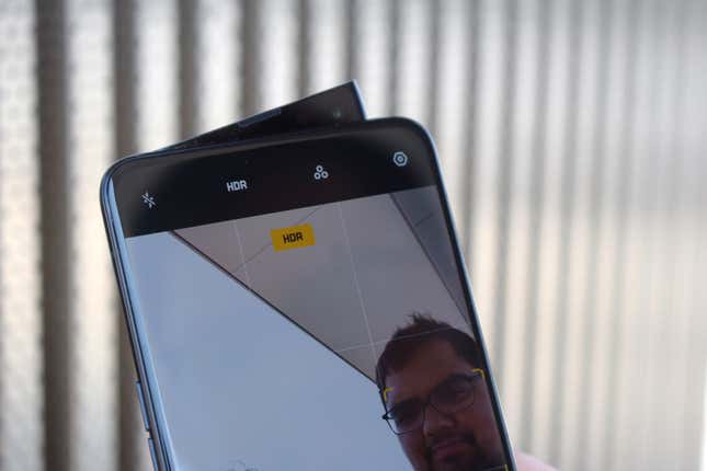 Imagen para el artículo titulado He probado el Oppo Reno 10x Zoom y ahora voy a ir a la cárcel