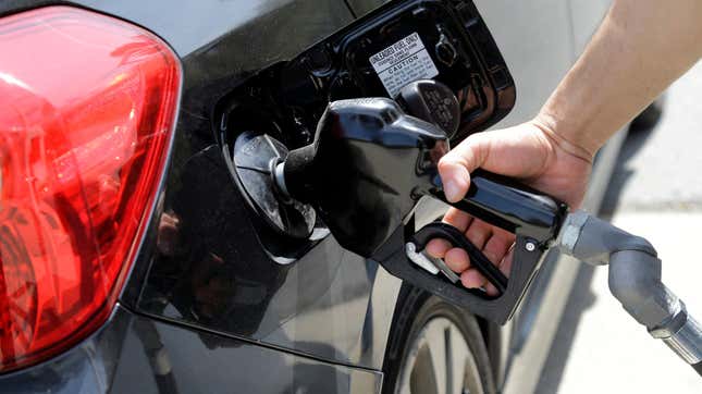 Image for article titled How Fuel Economy Is Measured (And Why You Get Different MPGs)
