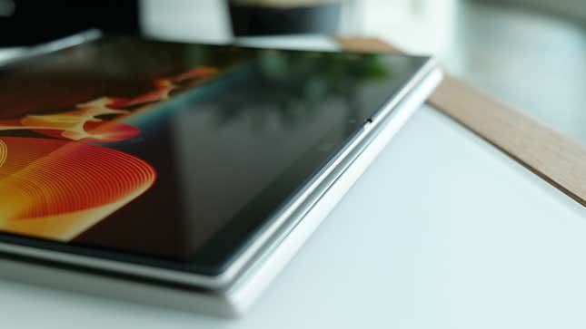 ThinkPad X1 Titanium Yoga thickness