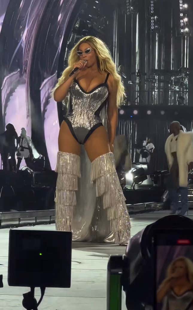 Image for article titled All Of The Pieces We Want From Beyoncé&#39;s Renaissance Tour Wardrobe