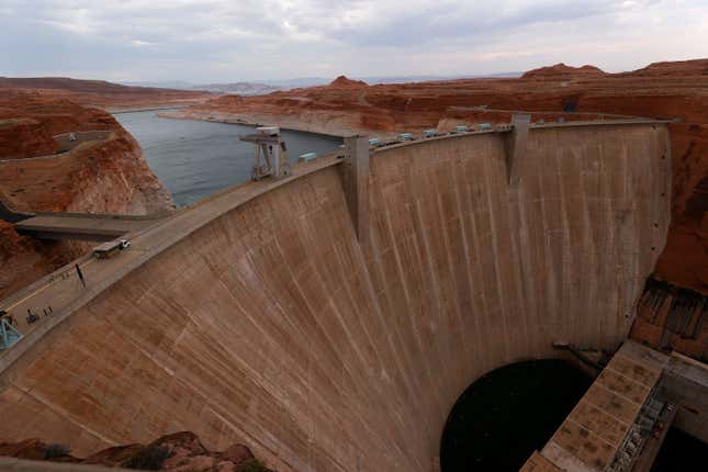Glen Canyon Dam, Lake Powell, Arizona