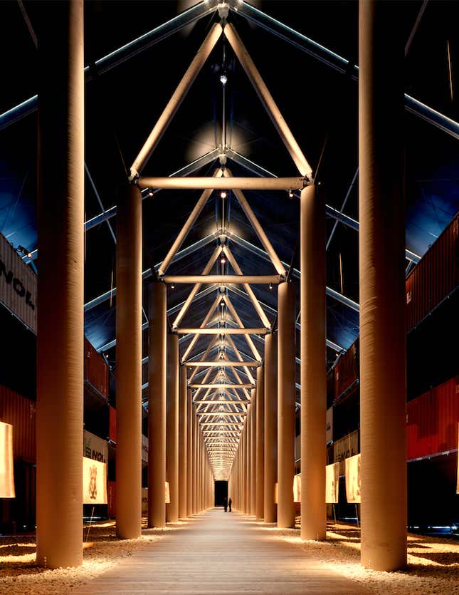 Interior, Nomadic Museum