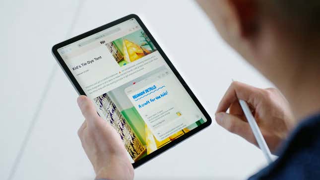 Imagen para el artículo titulado Todo lo que incluye iPadOS 15: Apple por fin comienza a aprovechar la potencia del iPad Pro