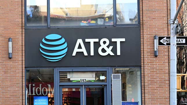 Image for article titled AT&amp;T Apologizes for Scaring Customers About Shutting Down Its 3G Network in 2022
