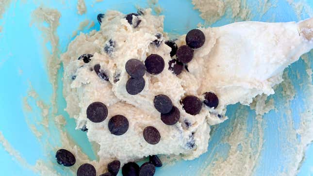 Image for article titled The Viral Cottage Cheese Cookie Dough Is for Jocks