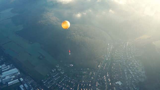 Image for article titled Most Shocking UFO Sightings Throughout History