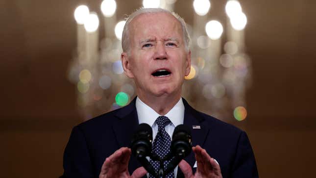 Image for article titled Biden Now Just Delivering Continuous, Up-To-The-Minute Speech Mourning Shooting Victims