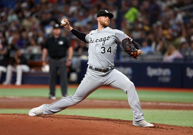 Apr 21, 2023; St. Petersburg, Florida, USA; Chicago White Sox starting pitcher Michael Kopech (34) throws a pitch during the second inning against the Tampa Bay Rays at Tropicana Field.