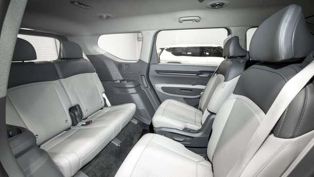 Rear seats Kia EV9 2024 rotate 180 degrees