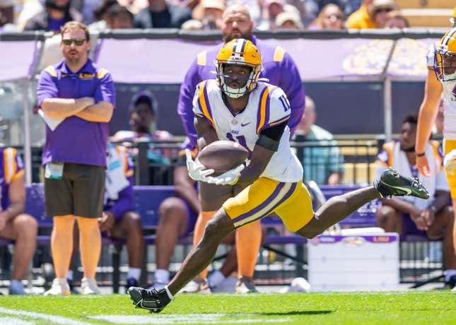 Denver Harris 11 makes a catch during the LSU Tigers Spring Game at Tiger Stadium in Baton Rouge, LA. SCOTT CLAUSE/USA TODAY NETWORK.  Saturday, April 22, 2023.

Lsu Spring Football 9726