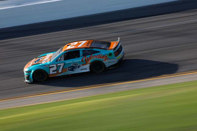 Image for article titled The 15 Best NASCAR Cup Series 2022 Paint Schemes So Far, Ranked