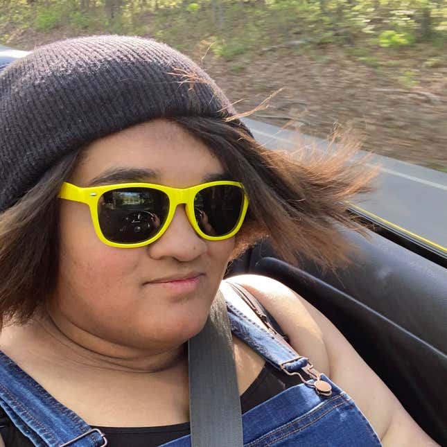 Image for article titled I Bought the Coolest Car to Ever Wear a Saturn Badge