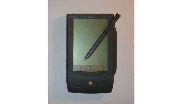 Imagen para el artículo titulado Los 12 fallos de productos más vergonzosos de Apple