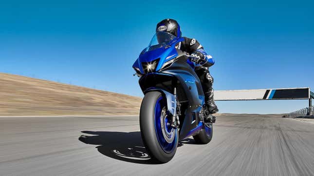 Image for article titled Yamaha&#39;s New R7 Is The Blue Blur We&#39;ve Been Waiting For