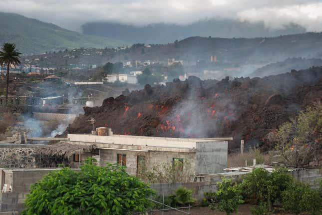 Imagen para el artículo titulado Las imágenes más sobrecogedoras de la erupción del volcán de La Palma
