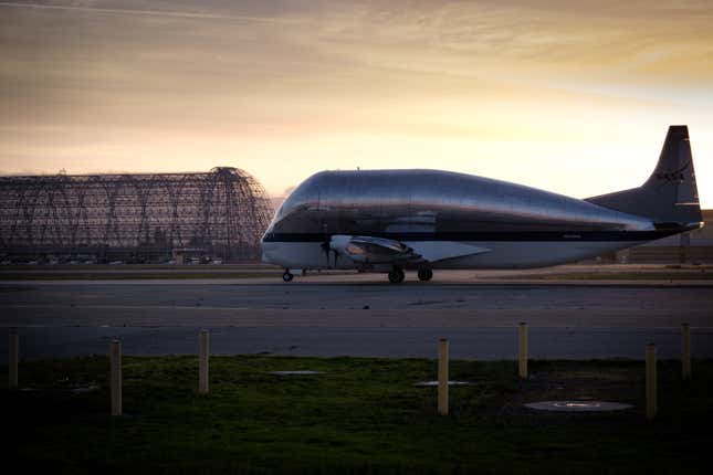 Image for article titled The Freaky Super Guppy Aircraft Is Helping Humans Get Back To The Moon