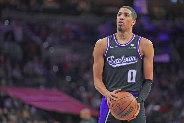 Kings Trade Tyrese Haliburton To Pacers For Domantas Sabonis