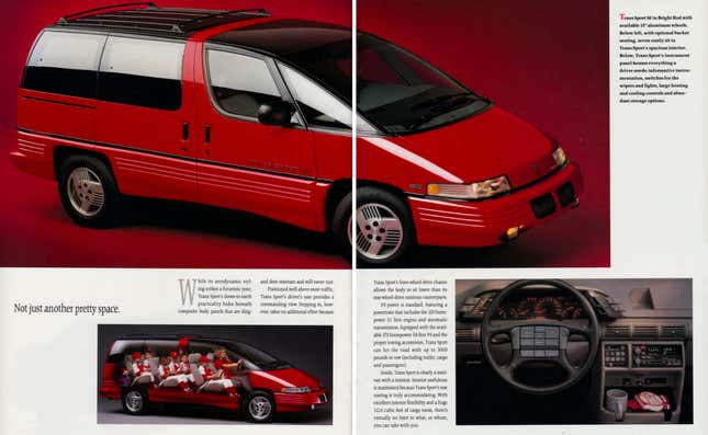 Image: Pontiac via auto-brochures.com